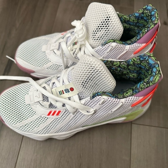 Adidas Toy Story buzz shoes - Picture 3 of 7